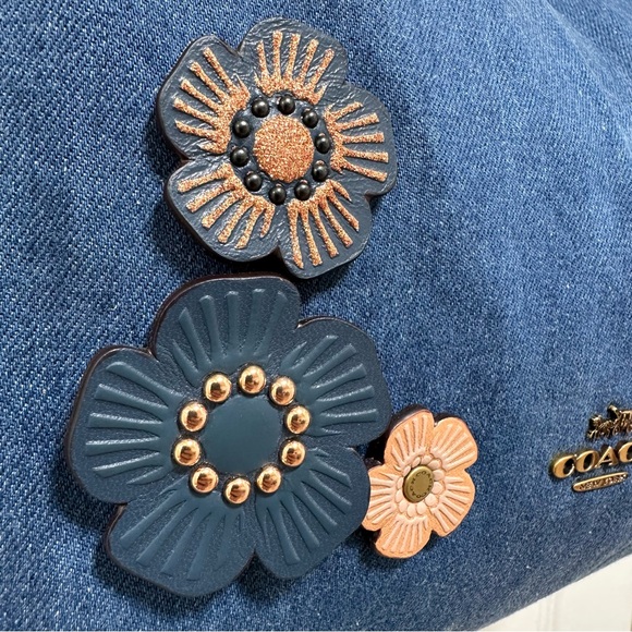 Coach Edie 31 Denim Tea Rose Appliqué Limited Edition Shoulder Bag - Picture 4 of 17